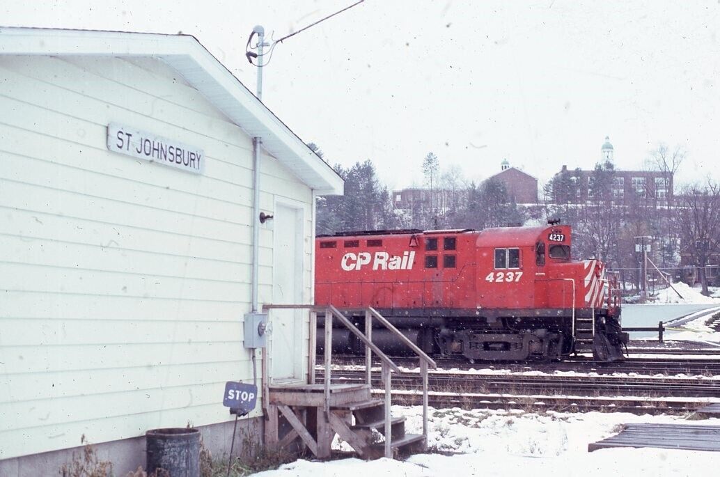 CP CANADIAN PACIFIC Railroad Train Station ST JOHNSBURY VT Photo Slide
