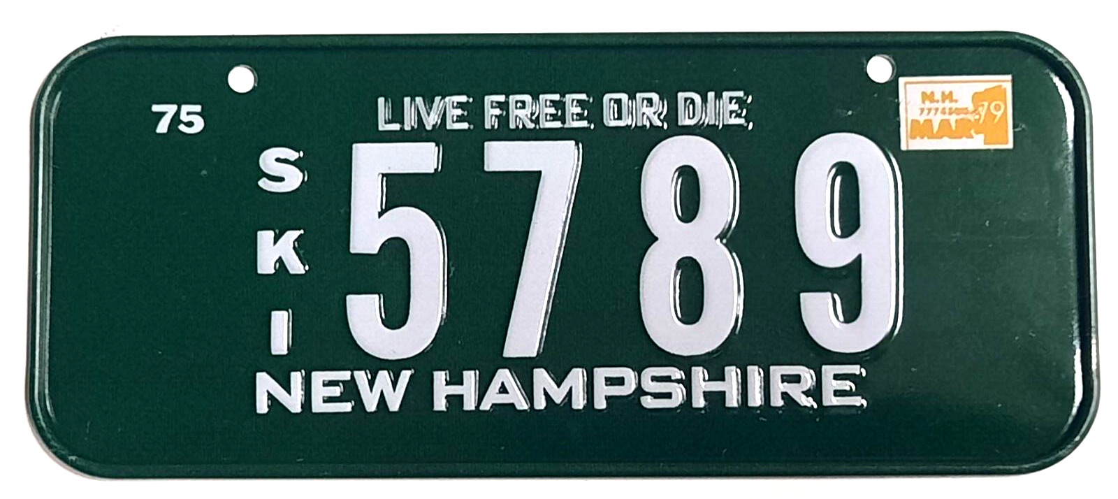 Vintage 1979 NEW HAMPSHIRE bicycle license plate cereal premium