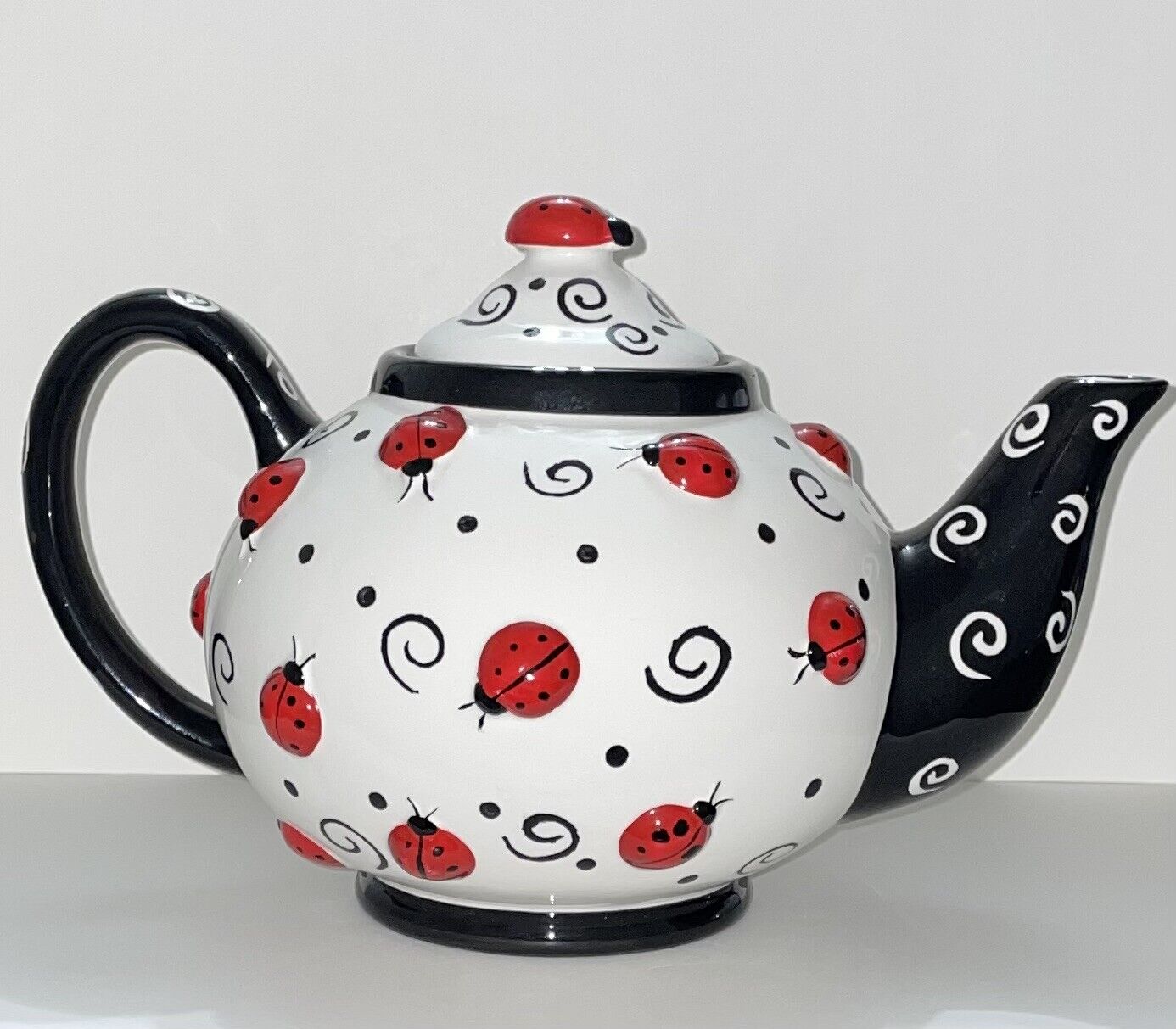 Burton & Burton Ladybug Teapot Red White Black with Swirls