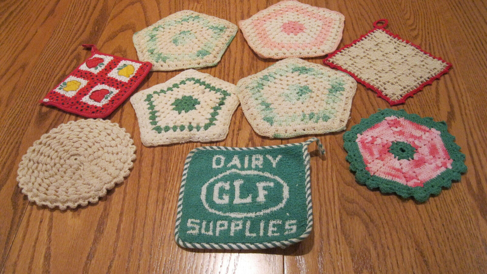 VINTAGE LOT  OF 7 CROCHETED POTHOLDERS **PLUS 2 OTHERS**