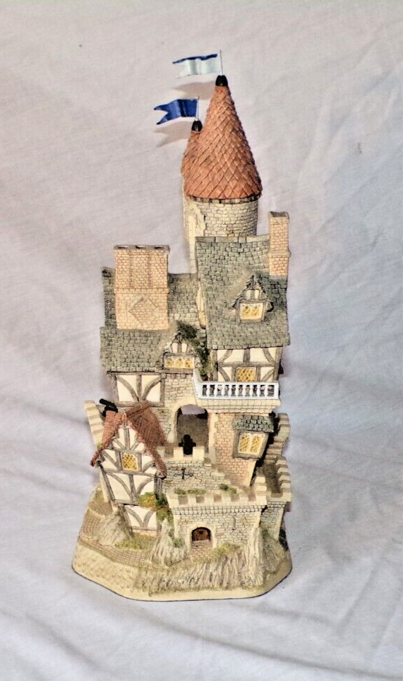 Collectable Castle In The Air David Winter 1991 Boxed + Cannons/Flags Decorative