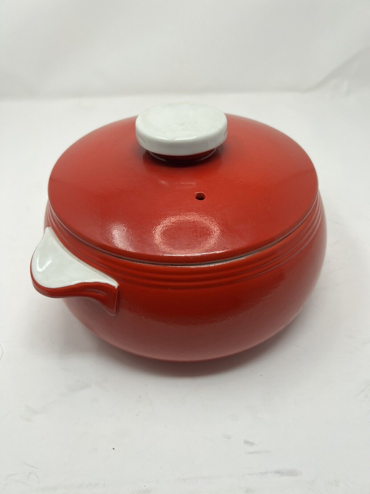 Hall's 60s Bean Pot Superior Red White Kitchenware Covered Casserole Retro