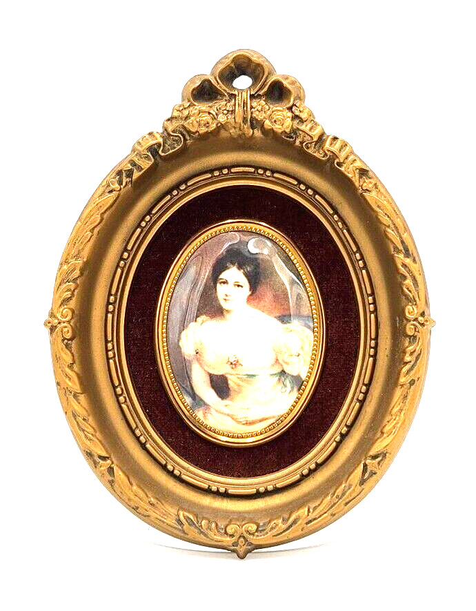 Vintage Countess of Blessington Victorian Gold Frame Cameo Creation Oval 6\