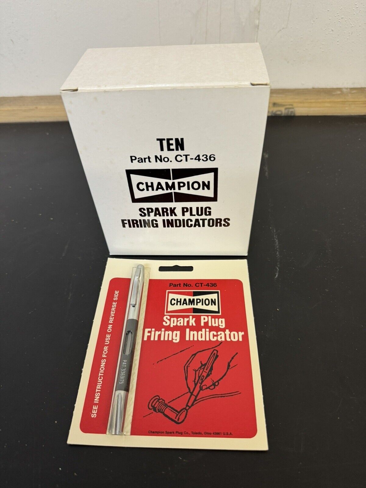 10 Champion Spark Plug Firing Indicator Part # CT-436 NOS  MADE IN USA