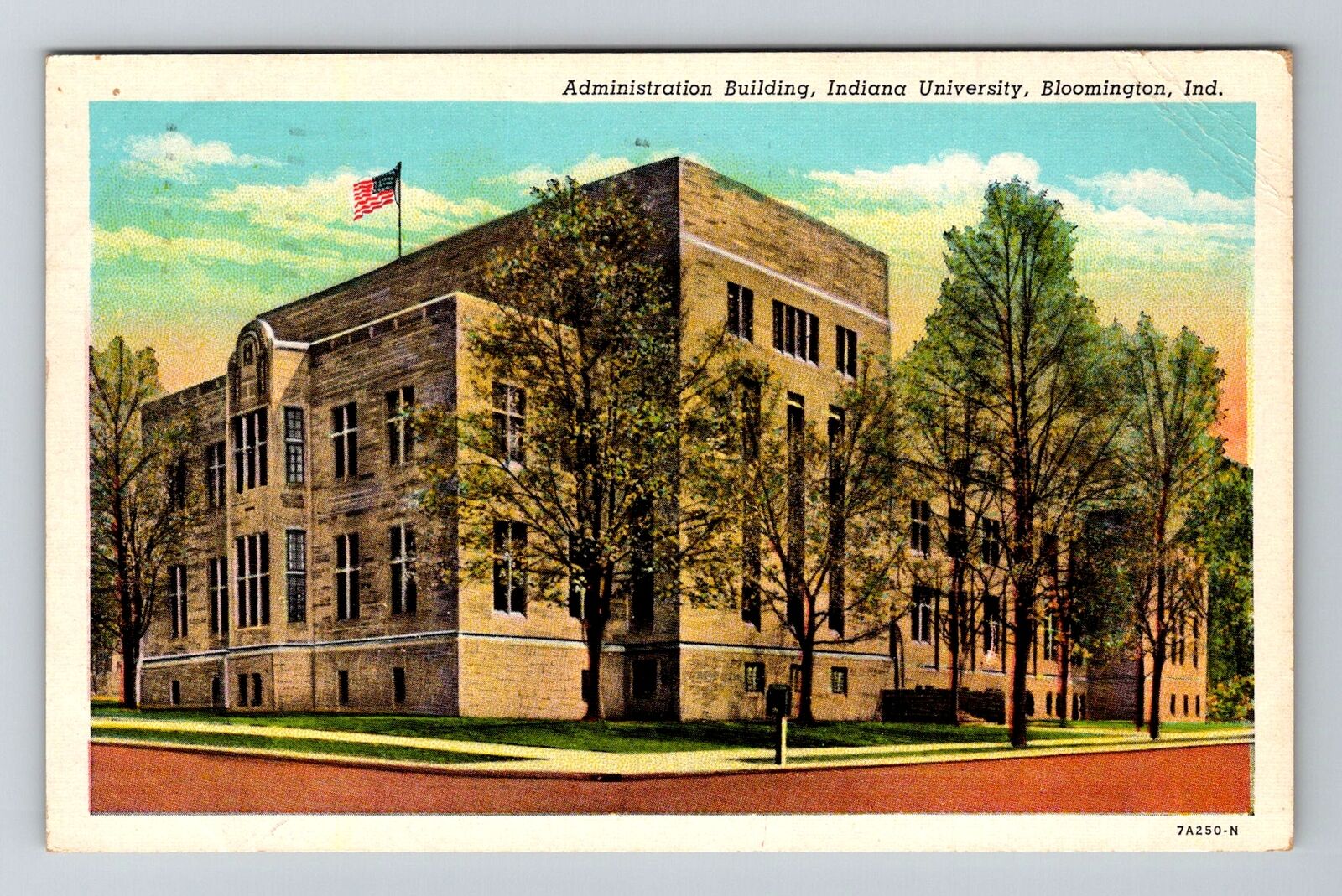 Bloomington, IN-Indiana, Indiana University c1945, Vintage Souvenir Postcard
