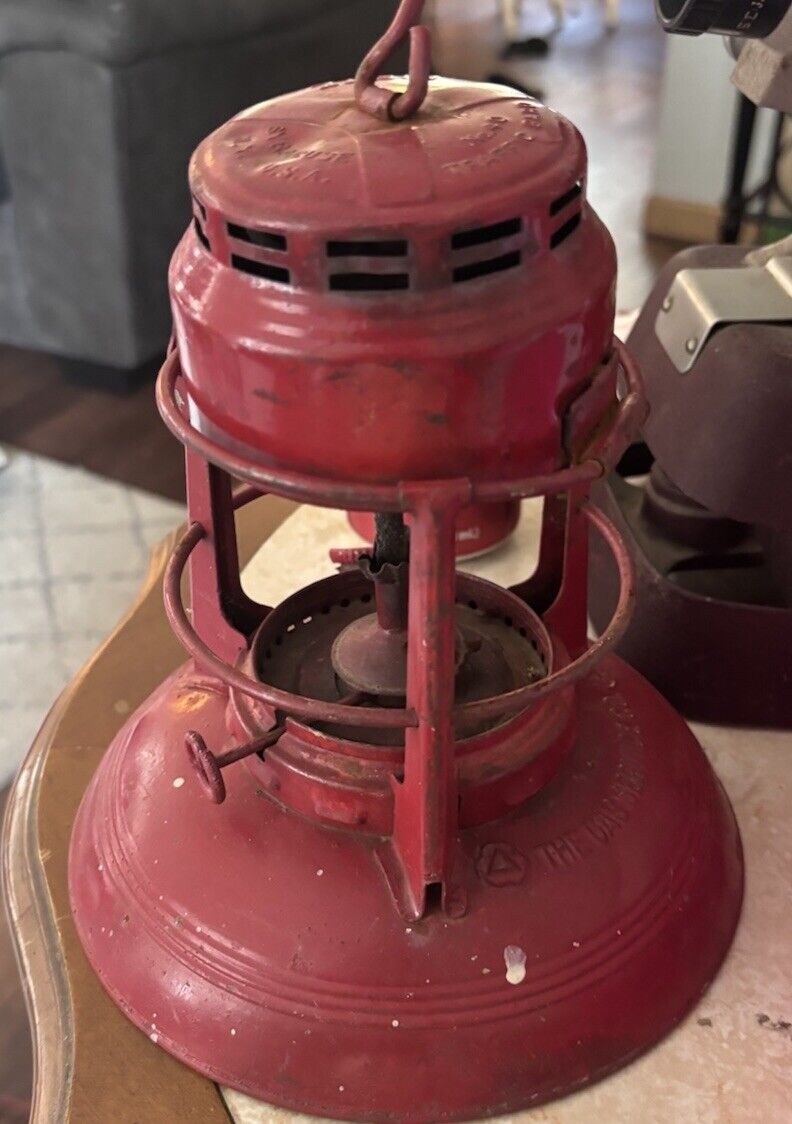 Vintage Dietz #40 traffic guard Oil Lantern-no Glass