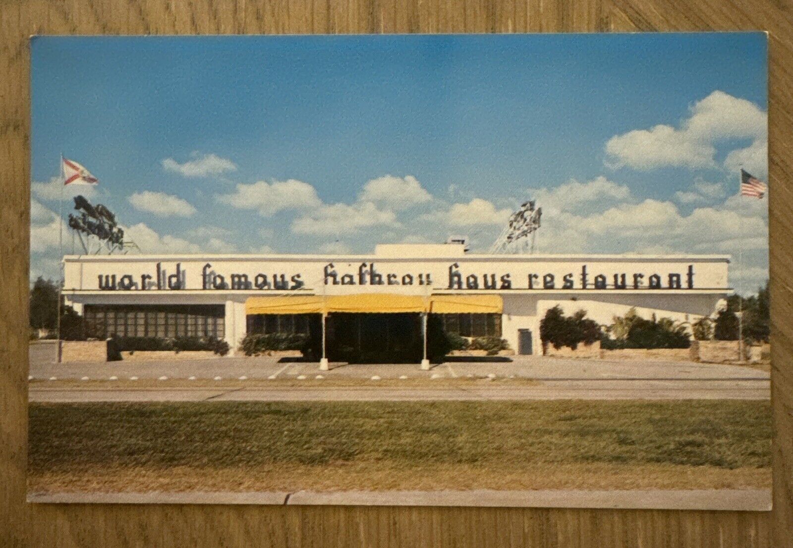 Postcard World Famous Hofbrau Haus, Hollandale, Florida AA