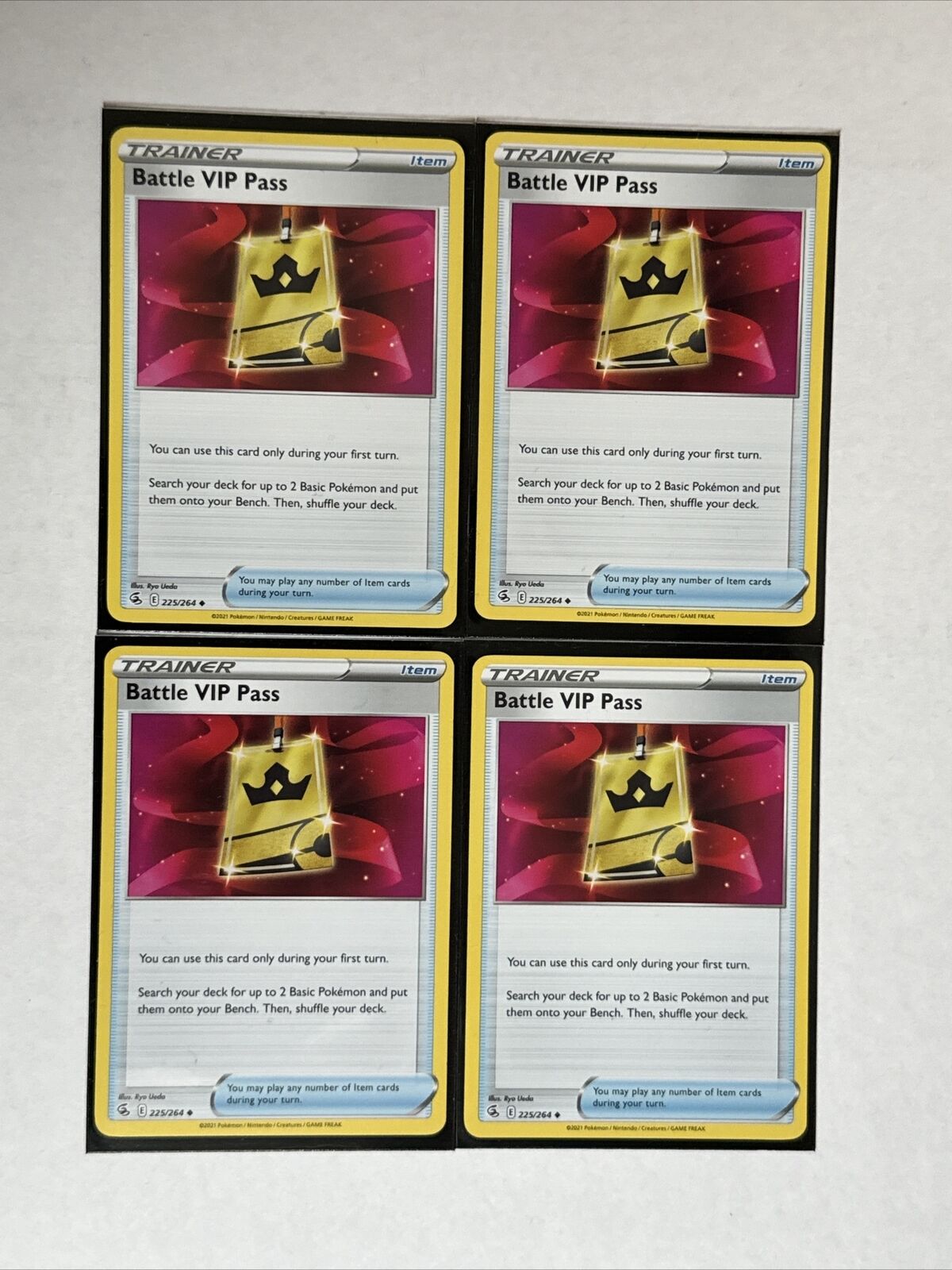 Battle VIP Pass 225/264 Playset (4x) Fusion Strike Pokémon TCG Card