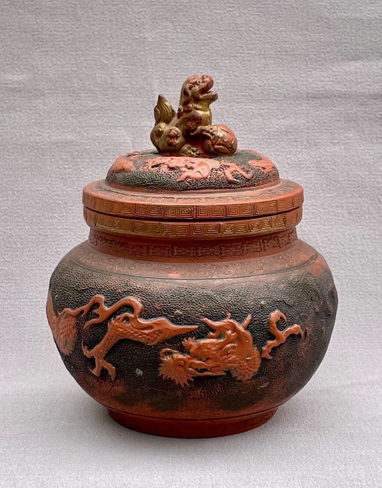 Rare Antique Japanese Tokoname Terra Cotta Jar w/ Dragons & Foo Lion Finial Lid