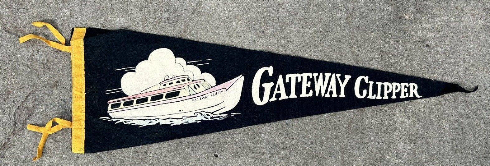 Vtg. Gateway Clipper Boat (Pittsburg, PA) 26\