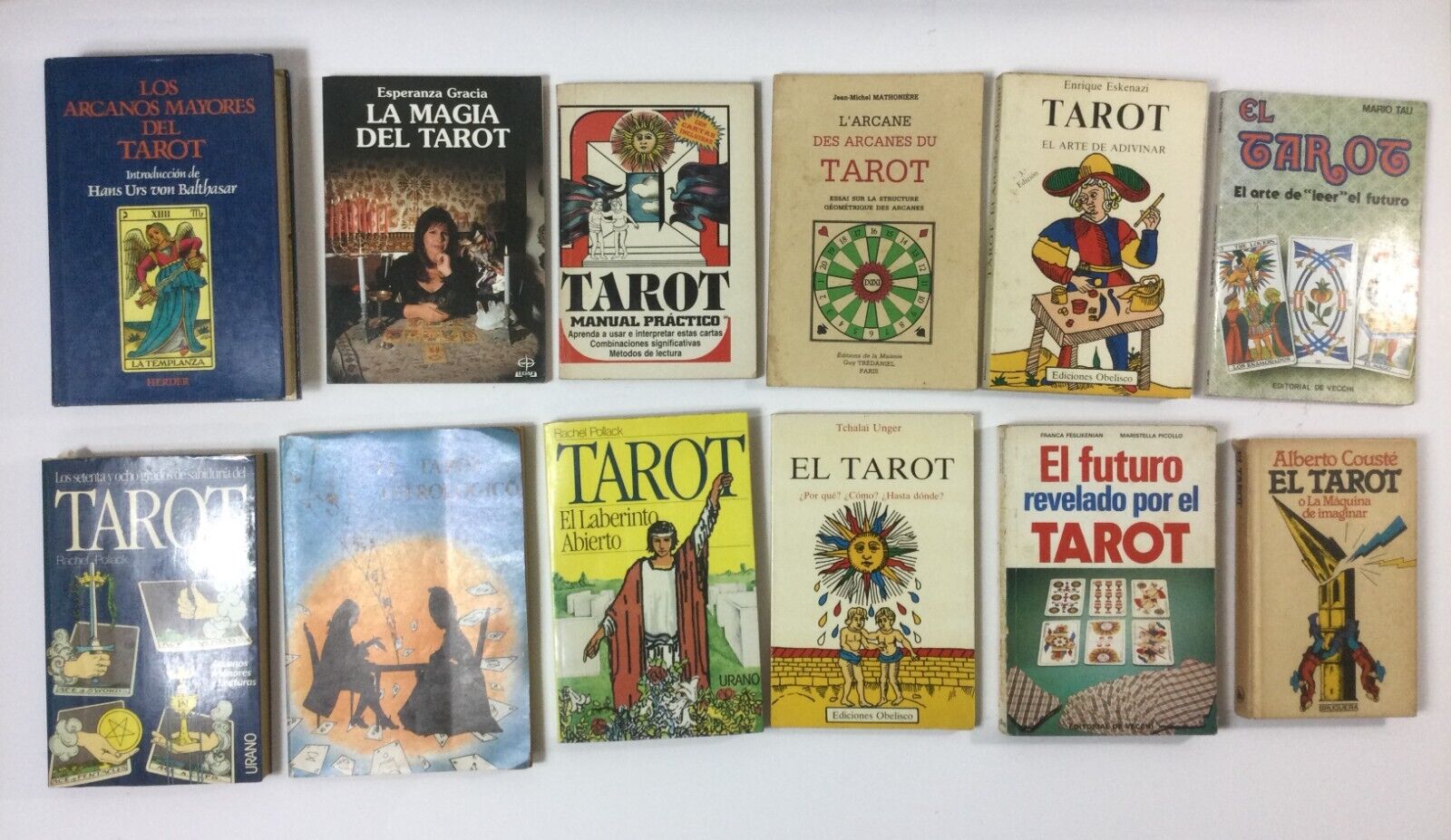 12 Vintage Spanish Books on Taro Reading 