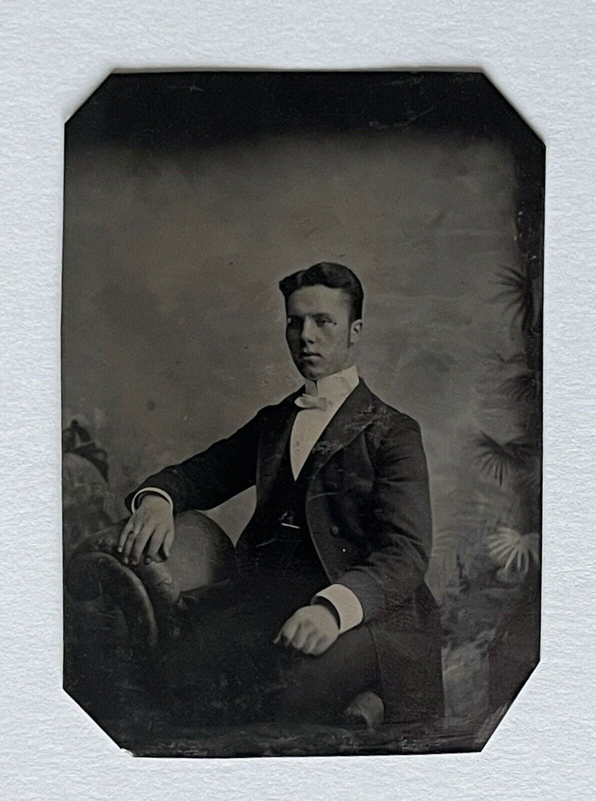 Antique Victorian Old Tintype Photo Handsome Young Man Tin Type