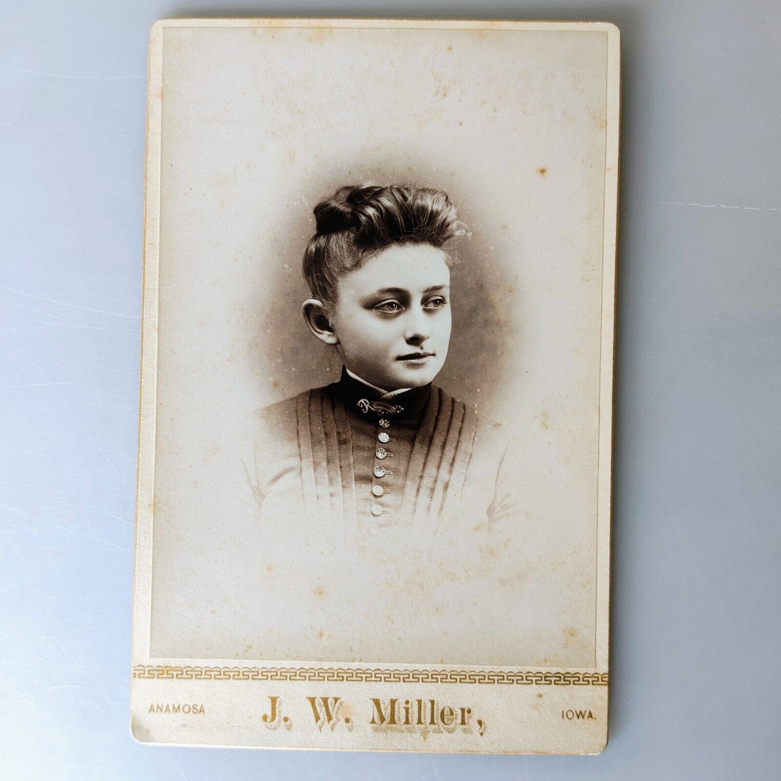 Antique 1890’s Cabinet Card Photo of A Young Lady Iowa J.W. Miller