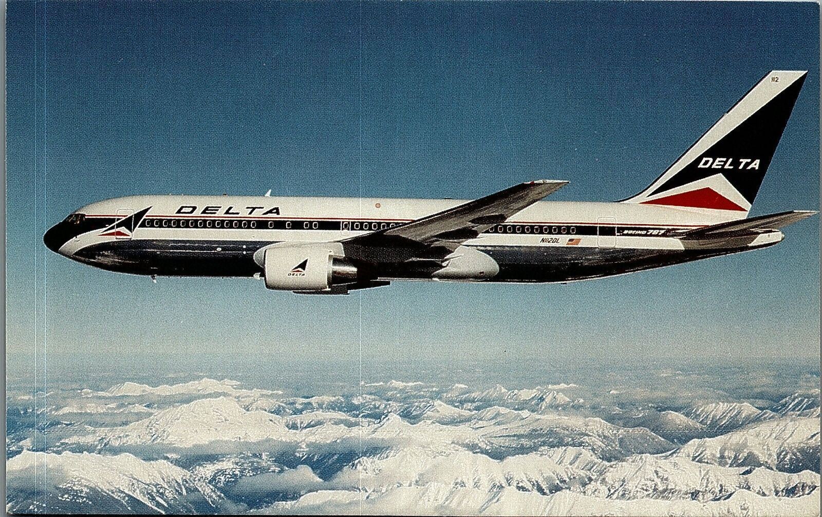 VINTAGE DELTA AIRLINES THE BOEING 767 JET AIRPLANE PHOTOCHROME POSTCARD 38-153