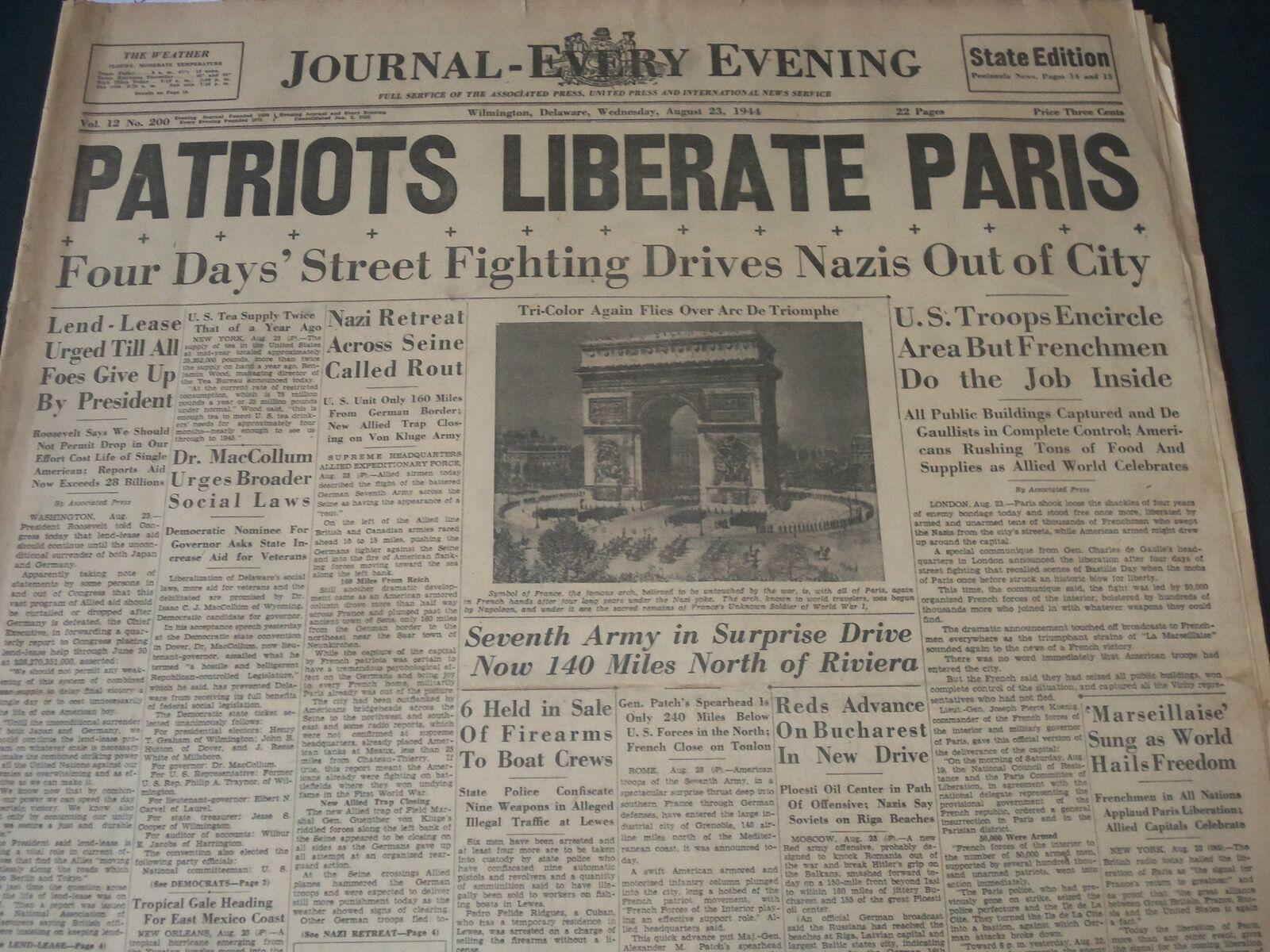 1944 AUGUST 23 WILMINGTON JOURNAL NEWSPAPER - PATRIOTS LIBERATE PARIS - NT 7320