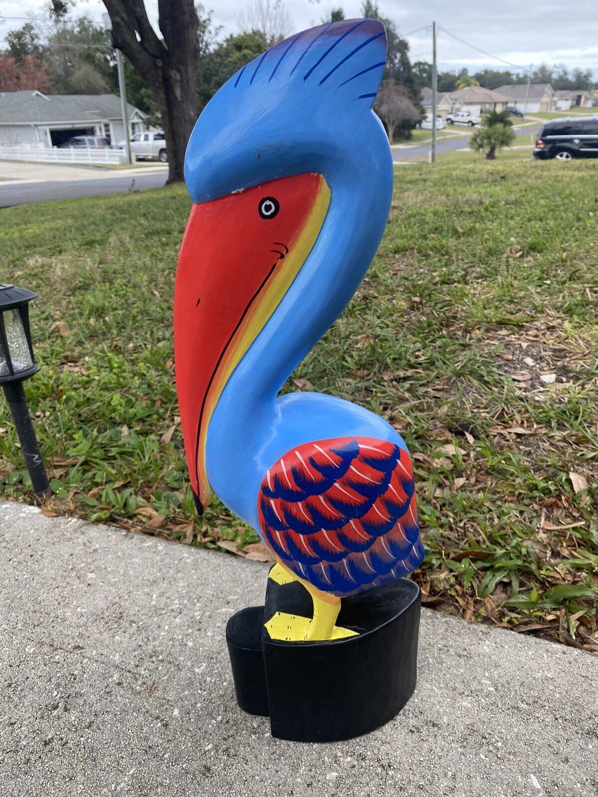 SITTING PELICAN ON PILING HAND CARVED WOOD TROPICAL SCULPTURE BIRD DECOR