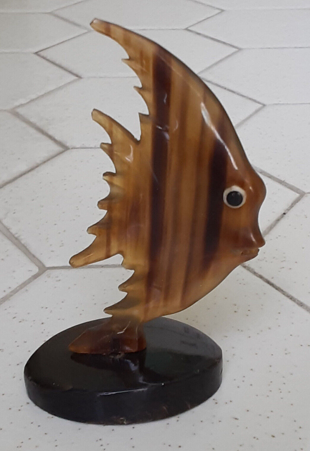 Carved Bull Horn Angel Fish 4\