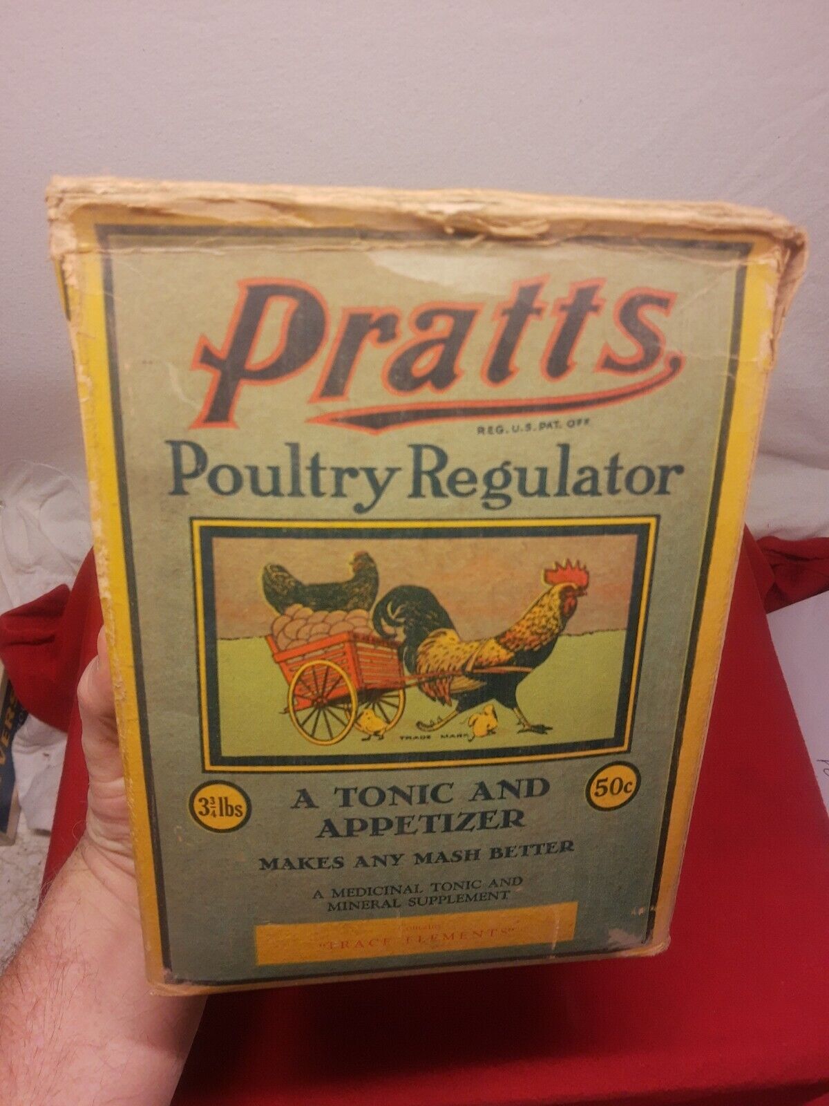 RARE NOS Box 1942 Platts Poultry Regulator Full Chicken Feed Farm Advertising 
