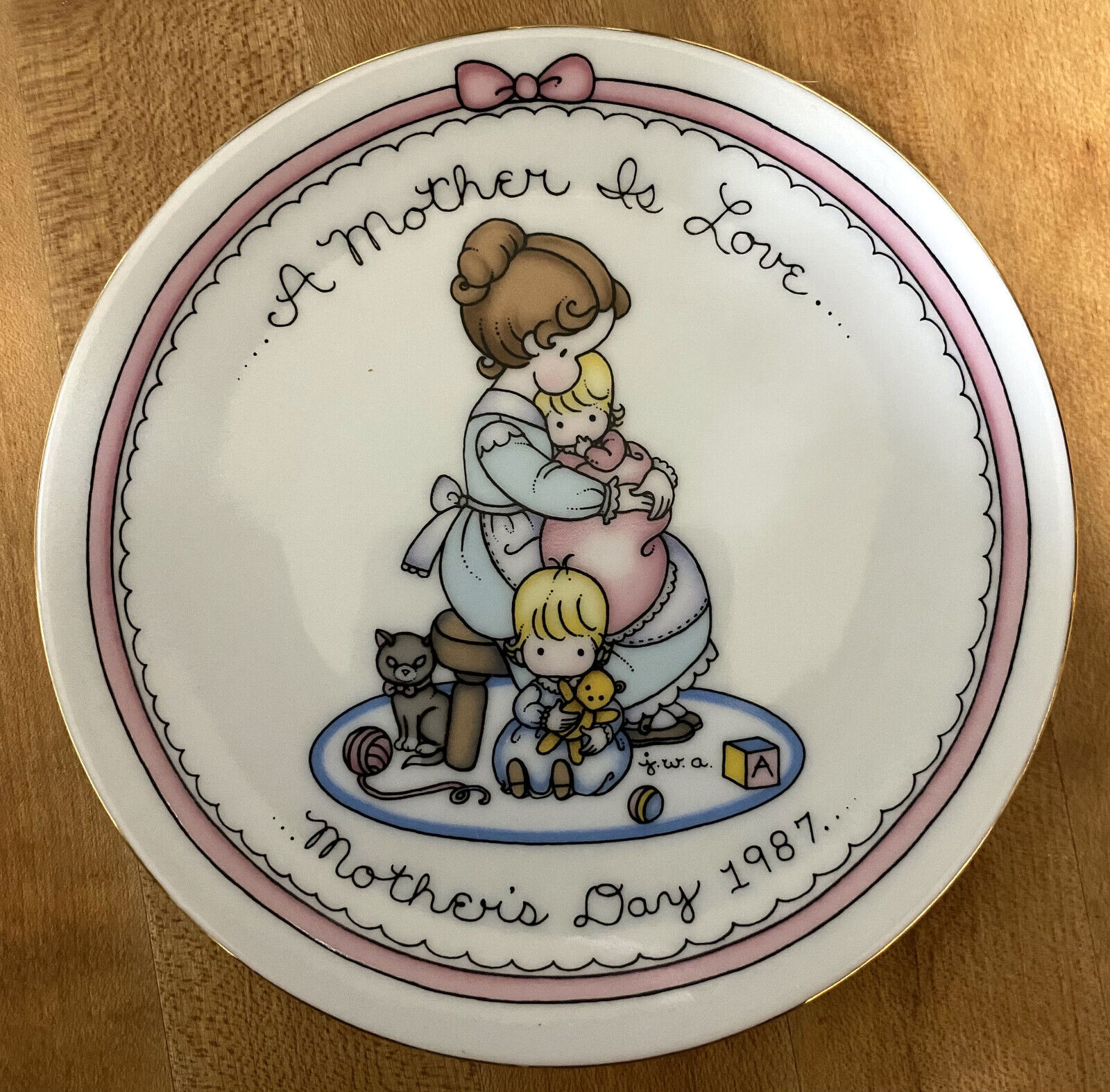 Avon 1987 Mothers Day Plate \