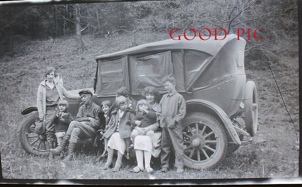 #BM5- g Vintage Amateur Photo Negative - Man-Woman- Children on Car- Nice Shot 