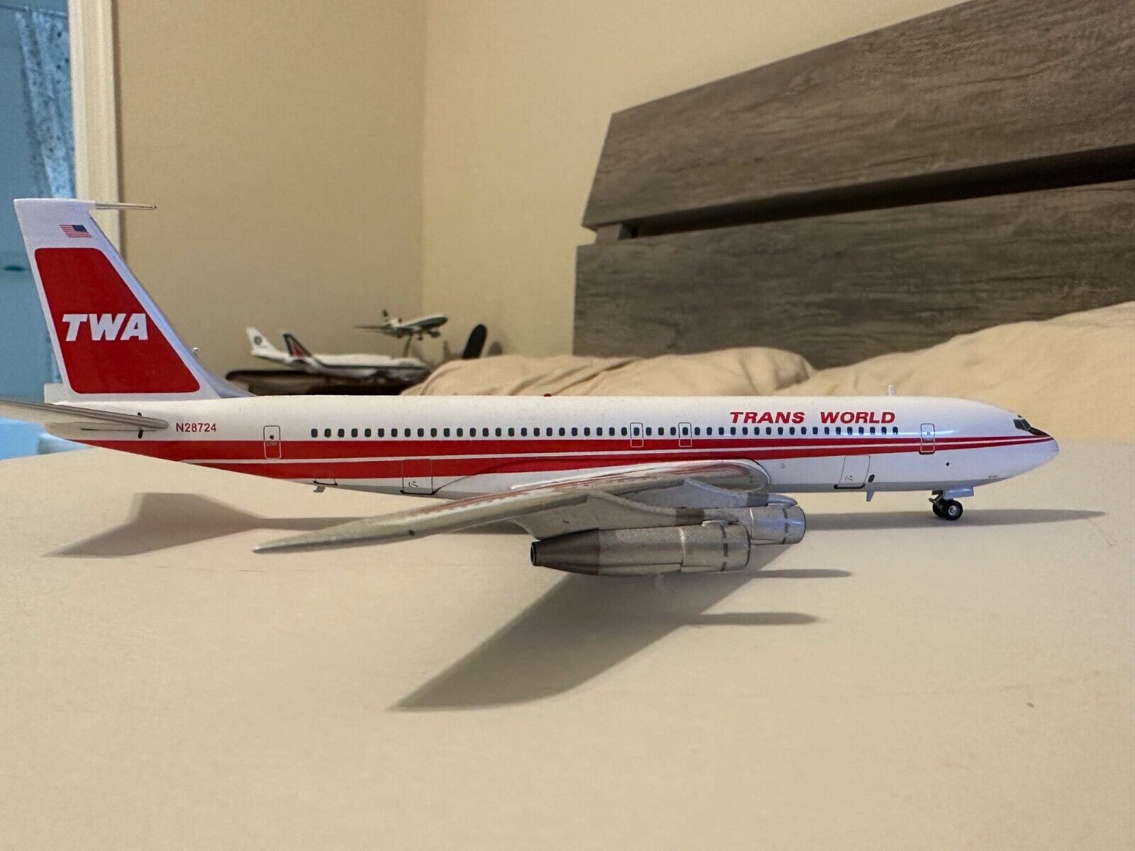 Inflight 200 Models TWA Boeing 707 Reg N28724