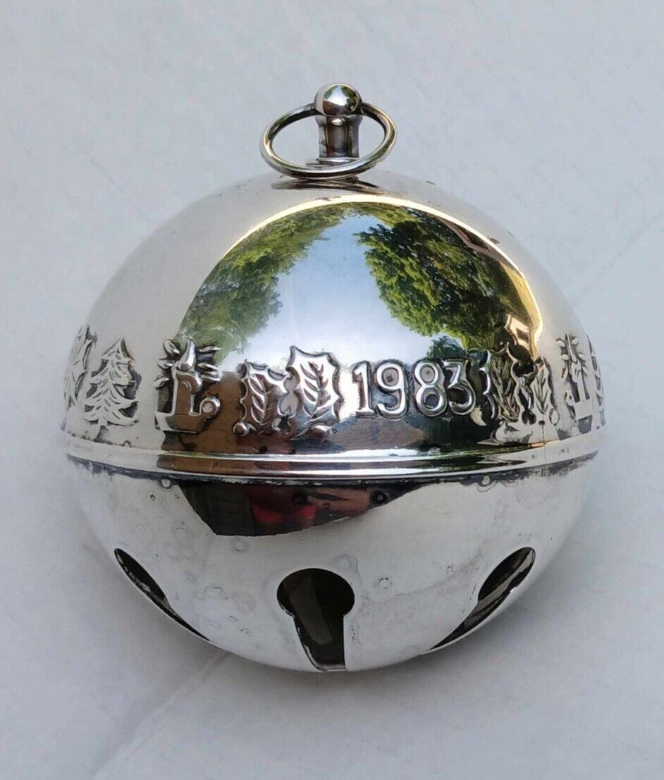 Silver Plated Vintage 1983 Wallace Christmas Bell Ball Ornament Collectable