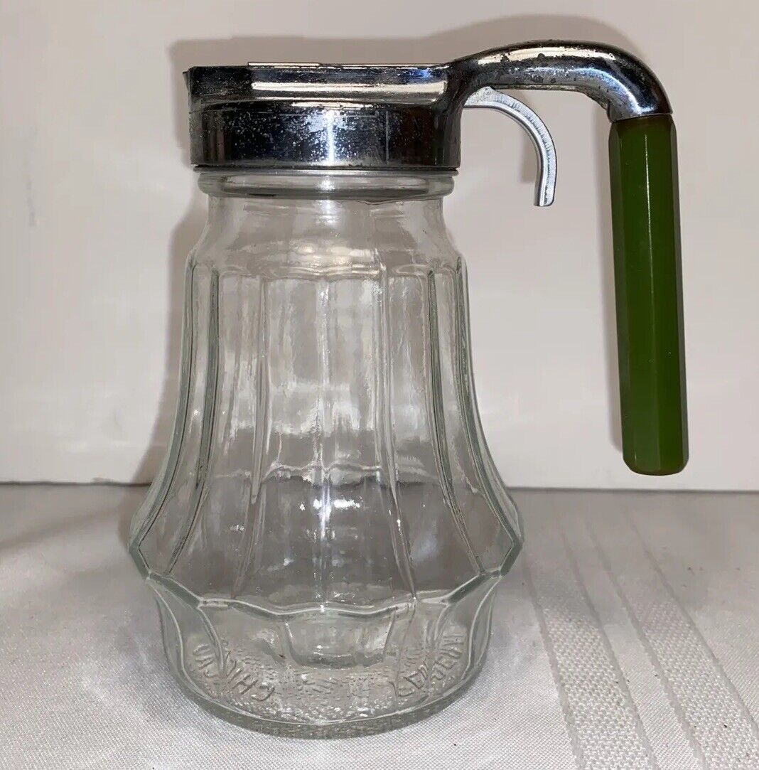 Vintage Federal Tool Corp. Retro Large Glass Syrup Pitcher Green Bakelite Handle