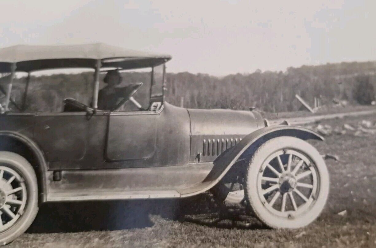 1920\'s Original Photo Old Car Lady Inside