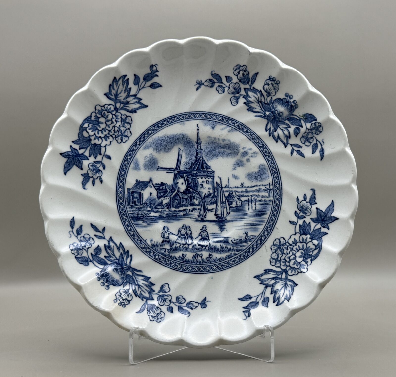 Tulip Time Blue (White Background) by JOHNSON BROTHERS Saucer