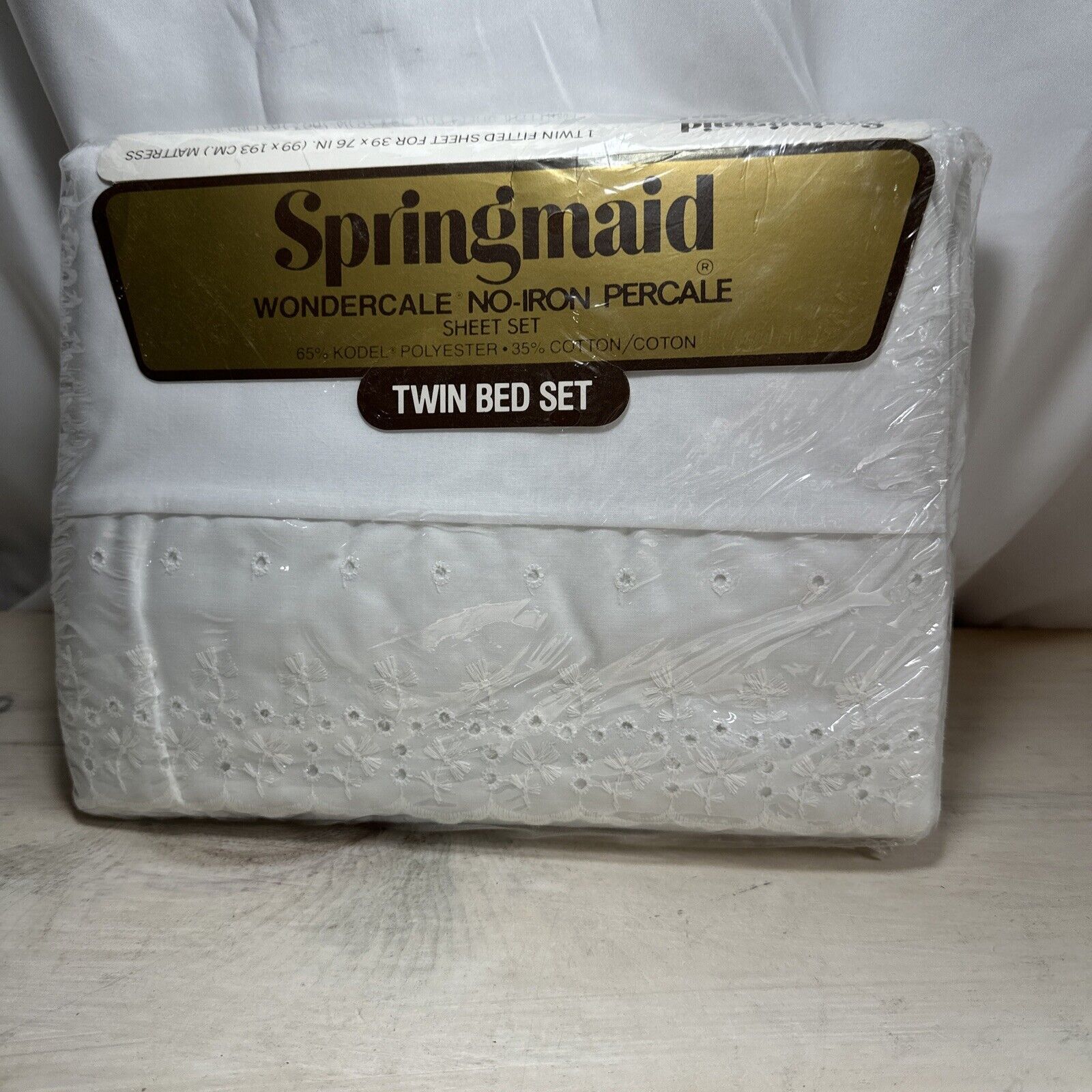 Springmaid Wondercale No-Iron Percale Twin Bed Set White Eyelet