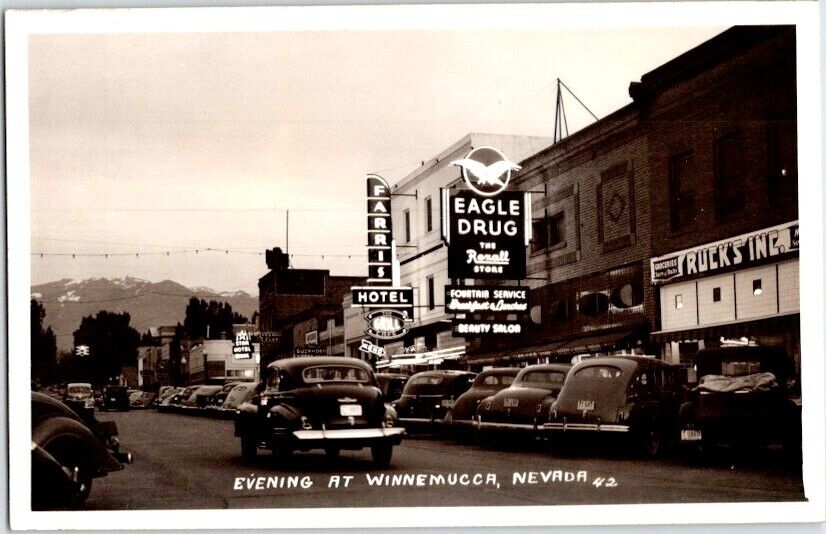 RPPC Vintage Postcard Evening At Winnemucca, Nevada Farris Hotel
