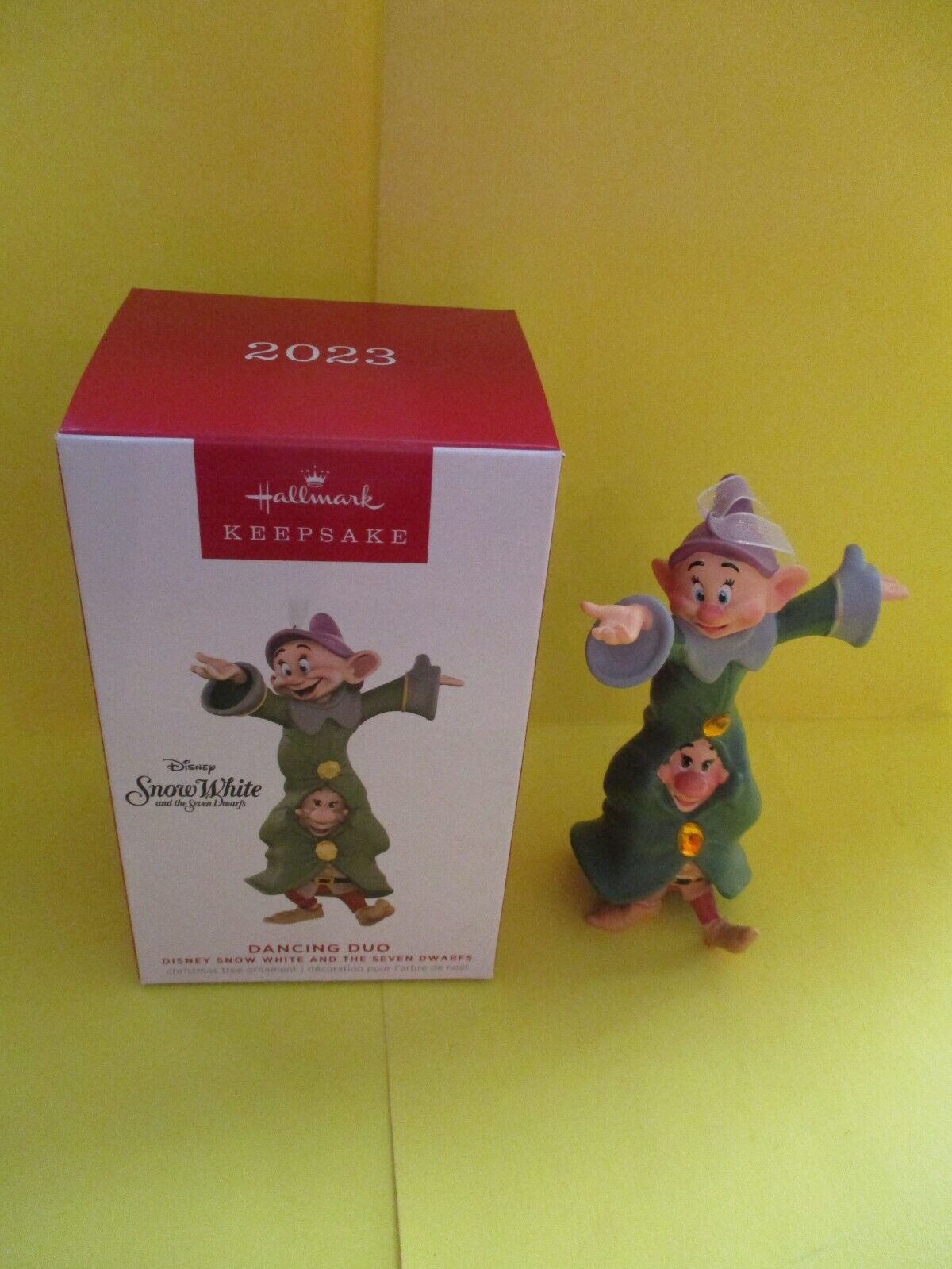 2023 Hallmark Dancing Duo Disney Snow White and the Seven Dwarfs New but SDB