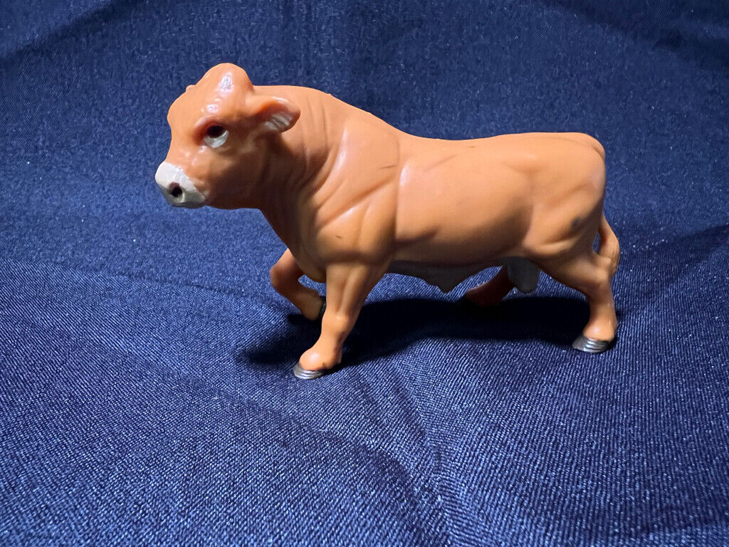 Vintage ERTL Brahma Bull Figure 4\