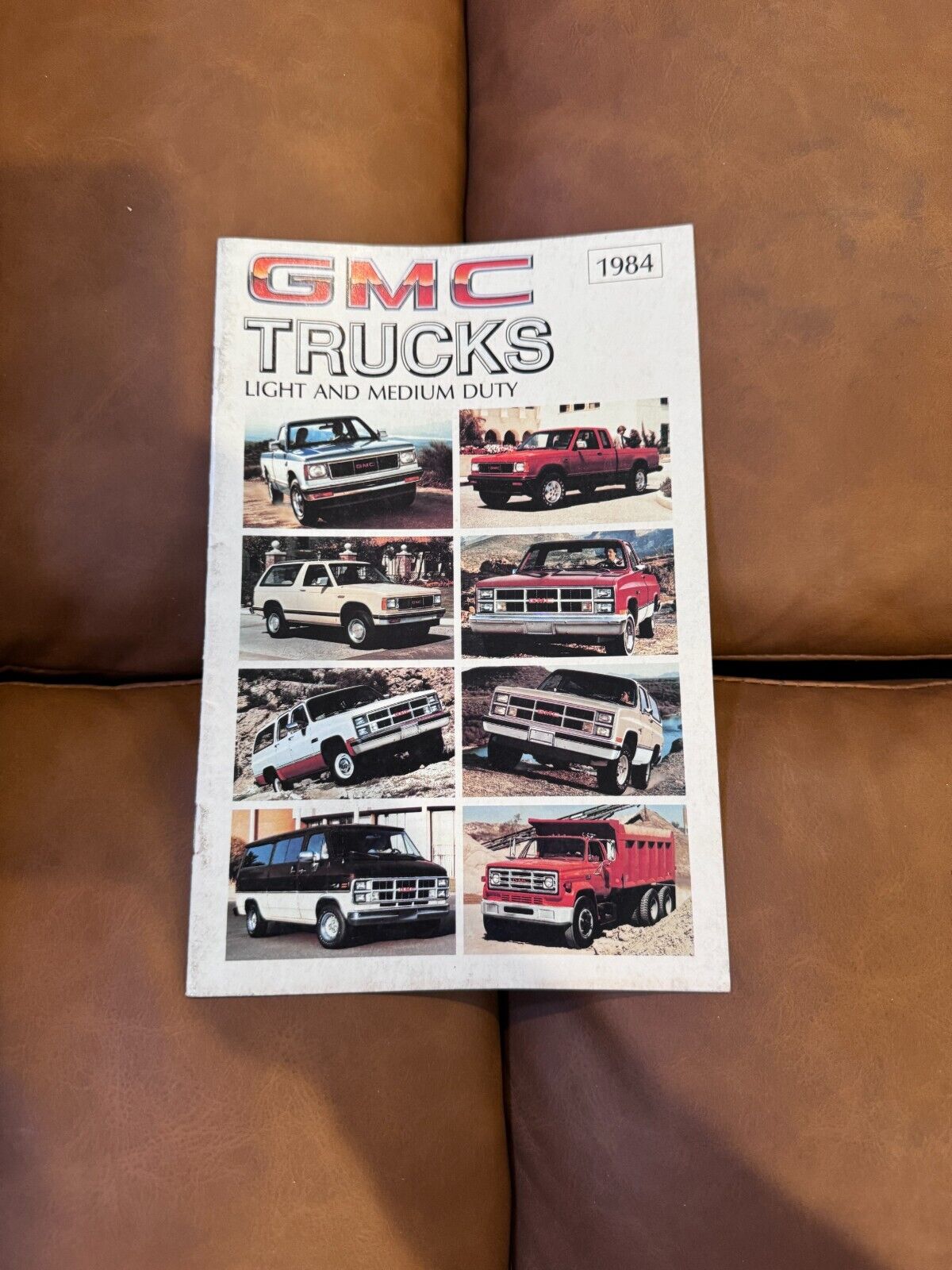 1984 GMC Truck Light Duty & Medium Duty Automotive Dealer Brochure
