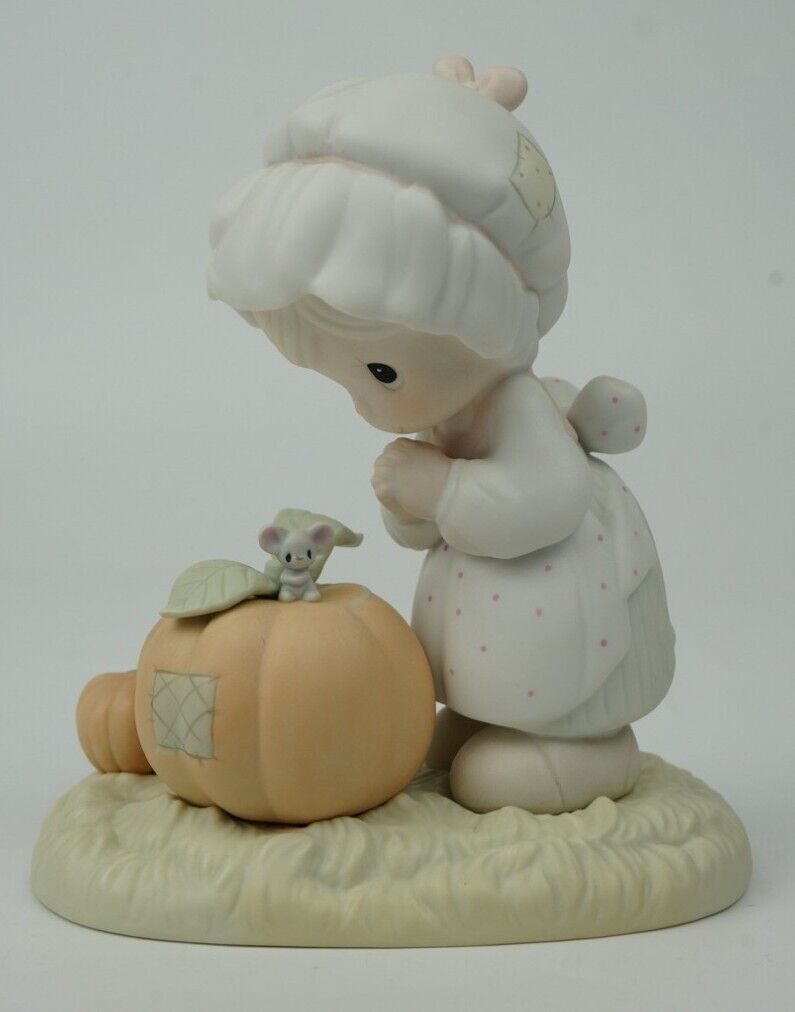 Vintage Precious Moments 1988 “October” Calendar Girls Series Figurine 110094