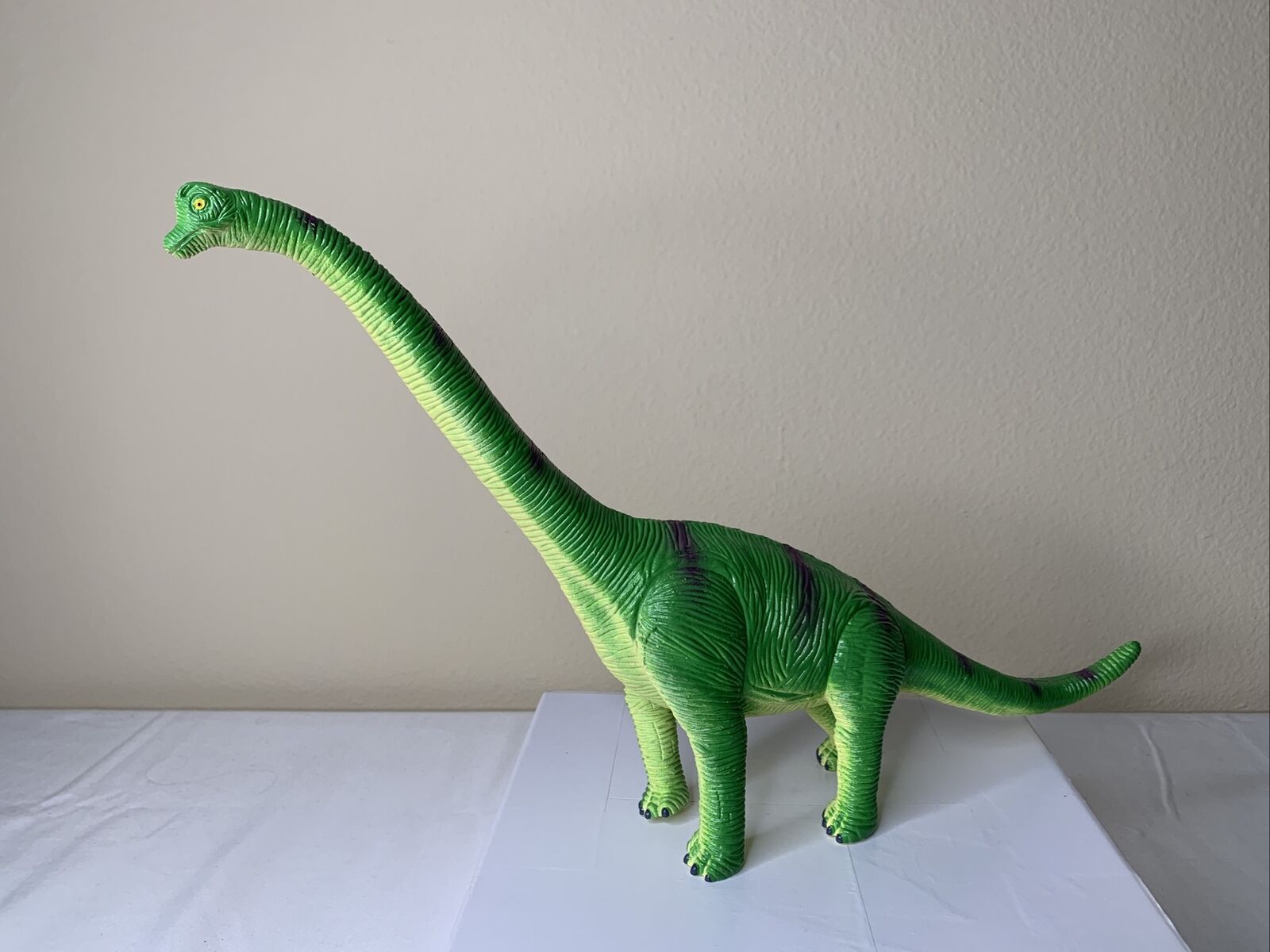 Jasman Brachiosaurus Dinosaur Figure Large Prehistoric Collectible Rare 1997
