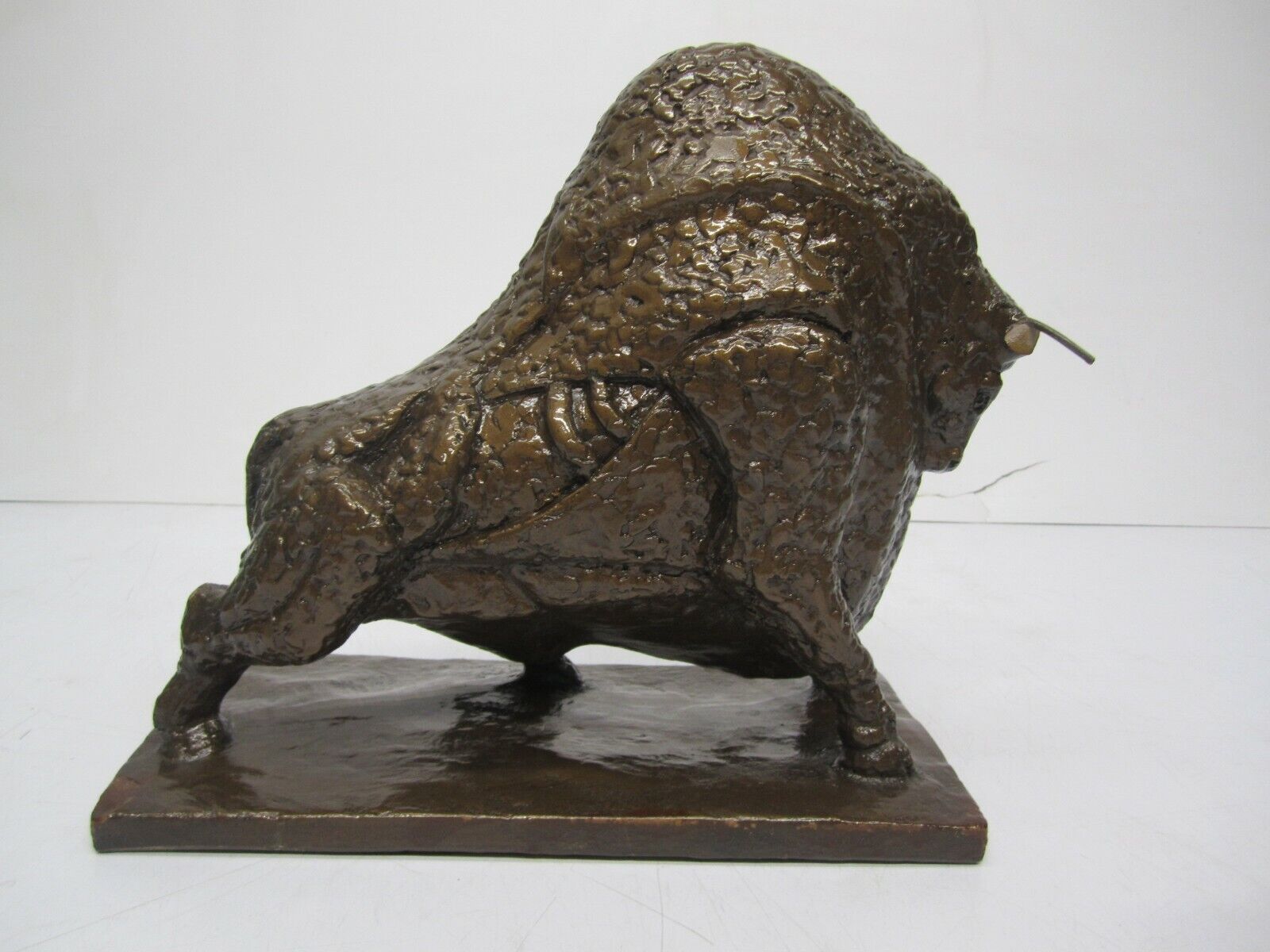 Vtg Austin Productions Bronze Plaster Brutalist Bull Buffalo Statue Sculpture