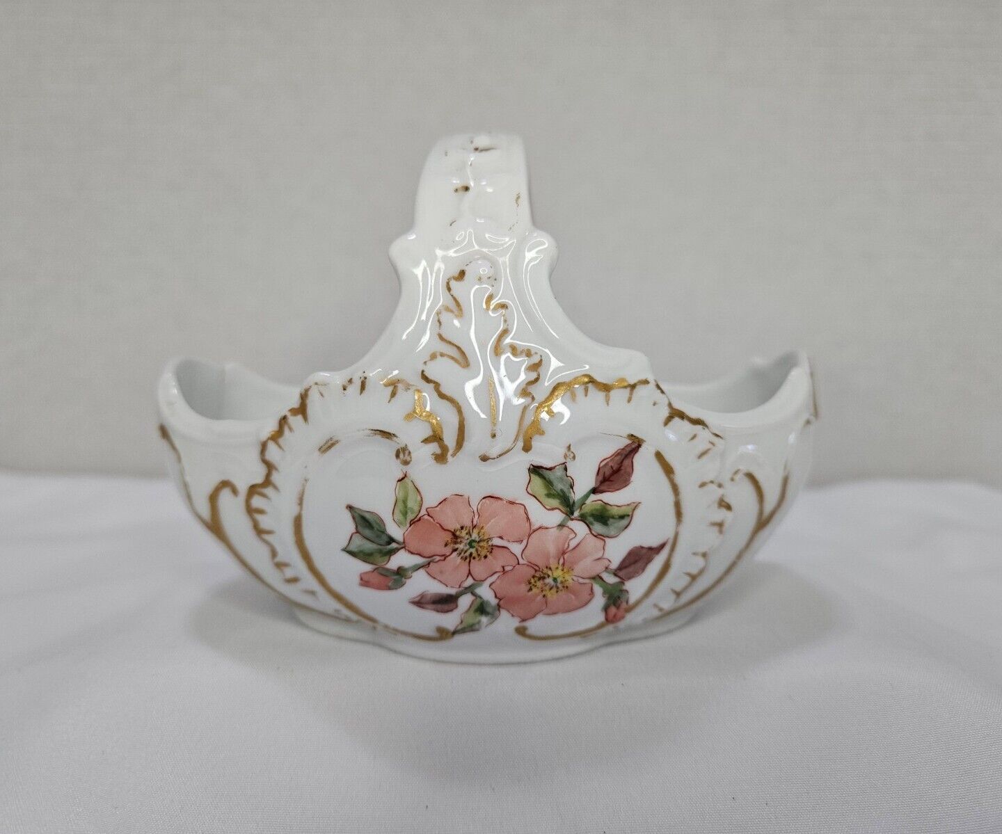 Vintage Porcelain Decorative Floral Basket