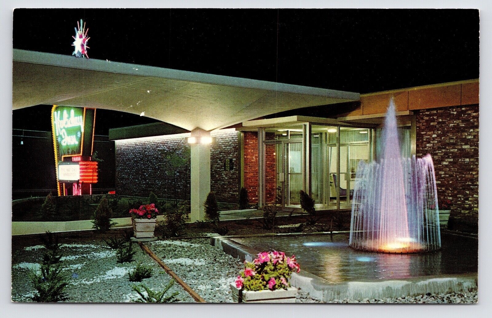 c1960s~Reno Nevada NV~Holiday Inn~Neon Sign~US 395~Fountain~VTG Postcard