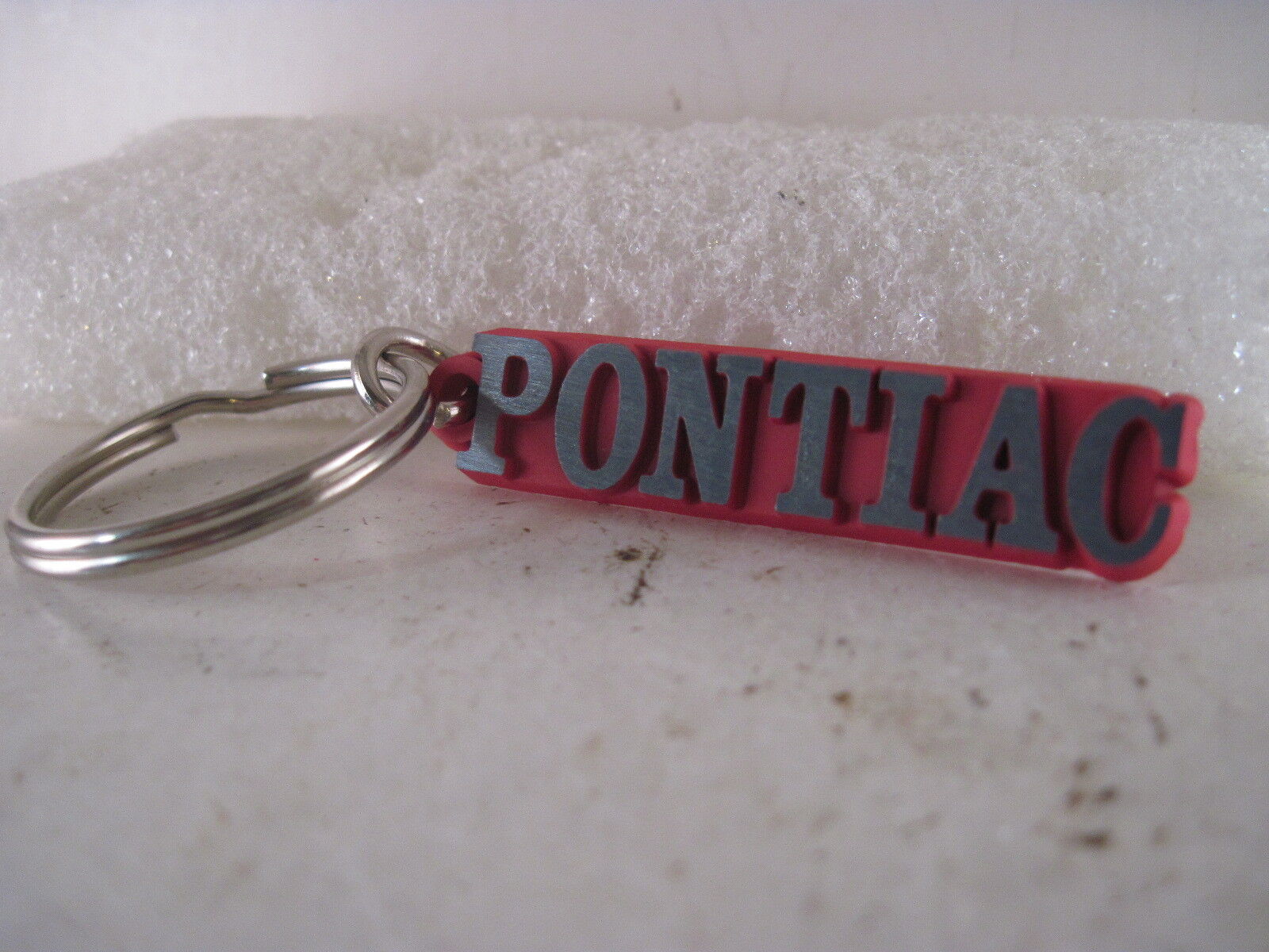  Pontiac    Key Chain  mint new  (5jl30  19 )