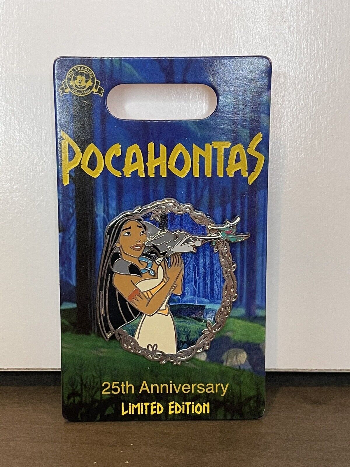 Pocahontas 25th Anniversary Meeko & Flit Limited Edition 3500 Disney Pin