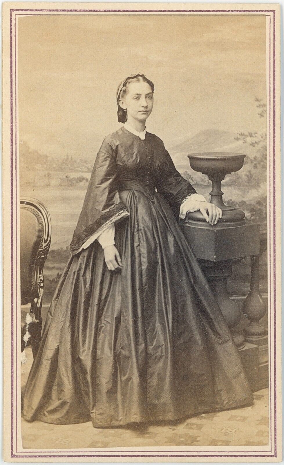 Pretty Young Lady Painted Backdrop New York 1860s CDV Carte de Visite X396