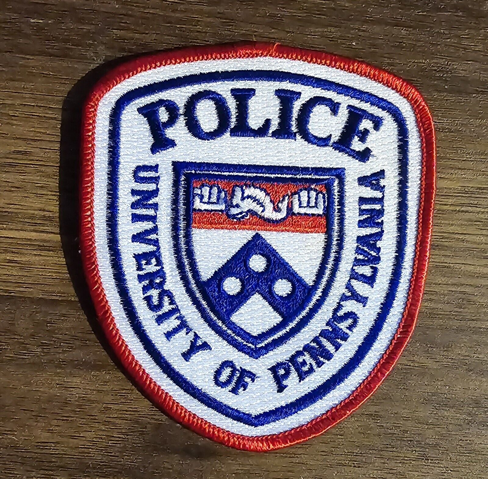 UNIVERSITY OF PENNSYLVANIA CAMPUS POLICE PATCH Philadelphia 
