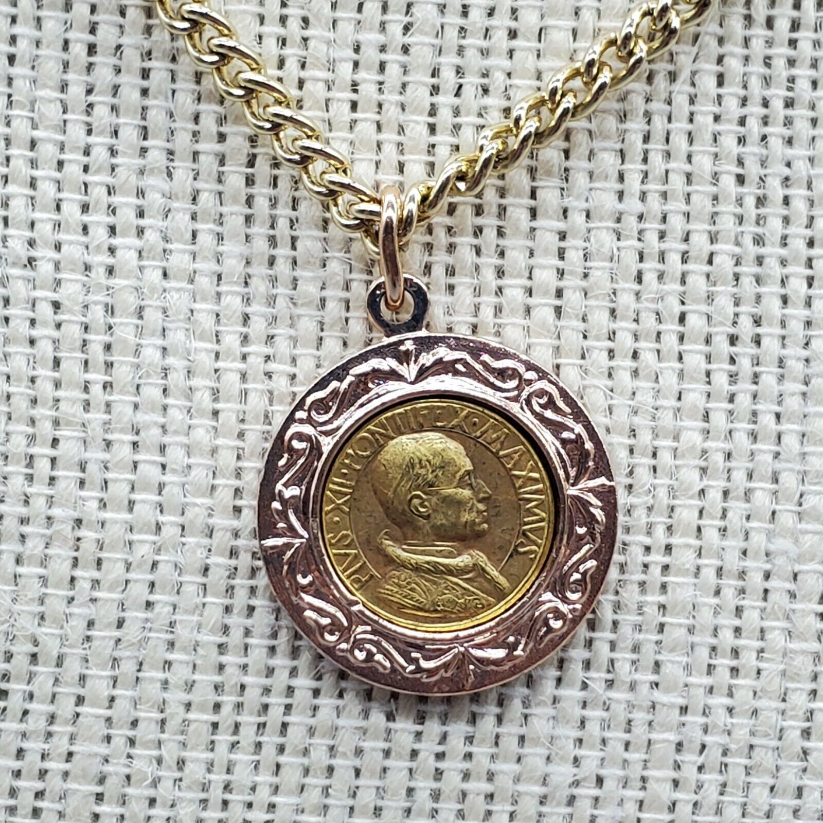 Pope Pius 12 Medallion Necklace Tri Tone Pivs XII Madonna Child Pontifex Maximus