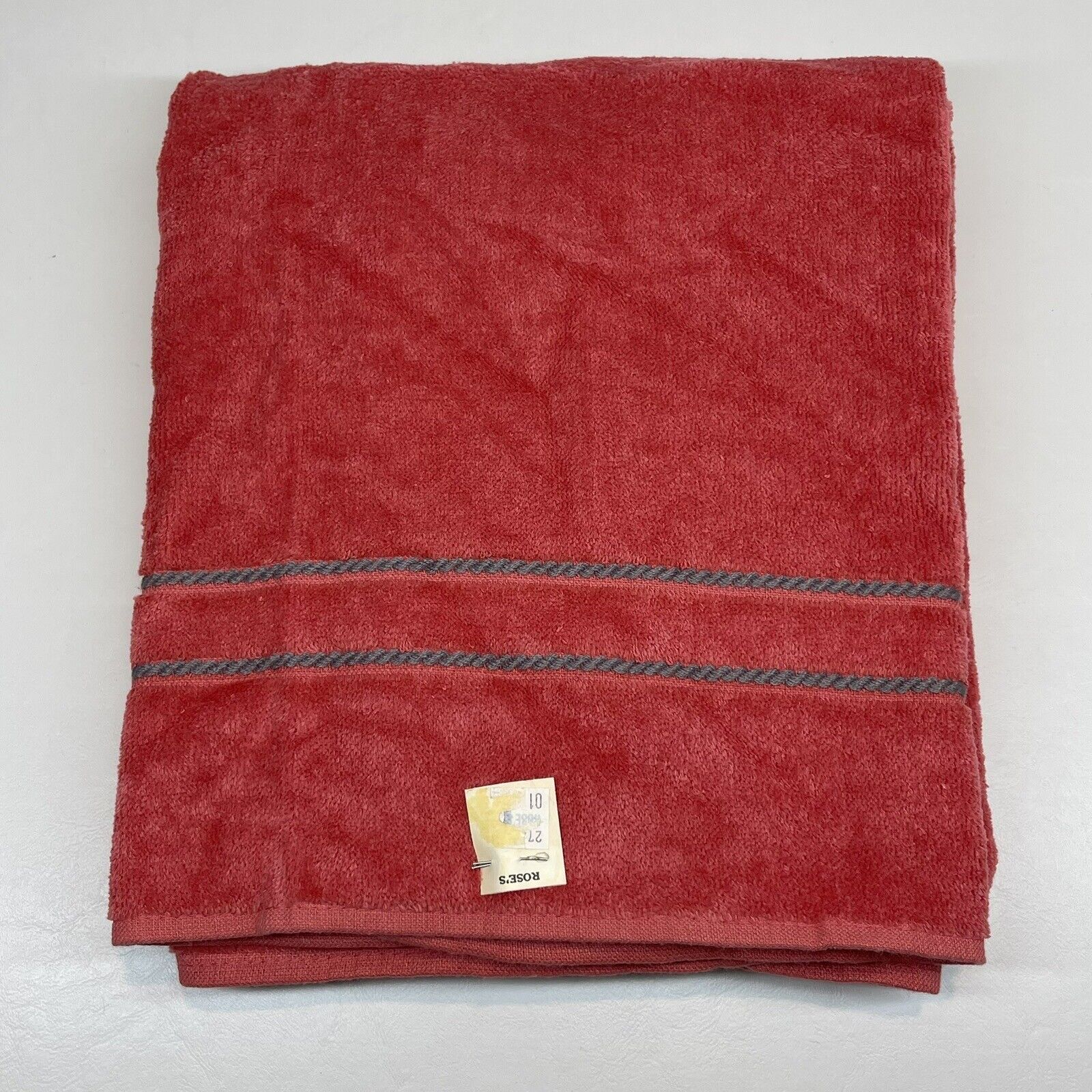 Vtg St Marys Solid Bath Towel Soft Velour Coral Gray Trim 43\