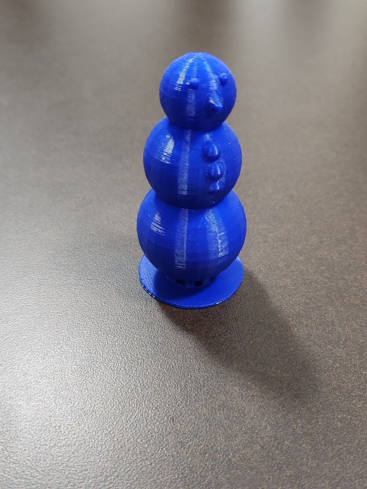 Festive 3D Printed Snowman Model - Perfect Holiday Decoration