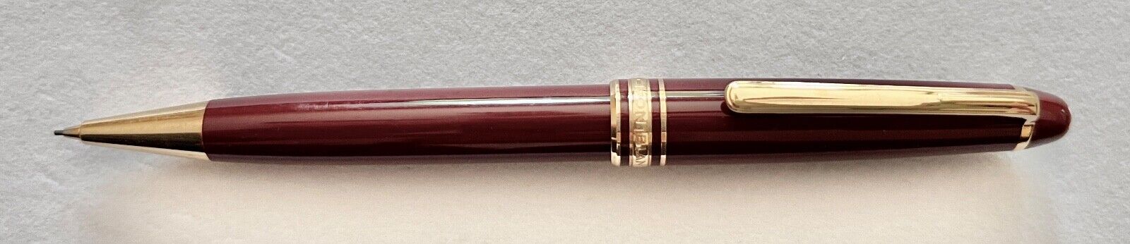 MONTBLANC Meisterstück Classic Mechanical Pencil 165 - Burgundy - 0.5mm