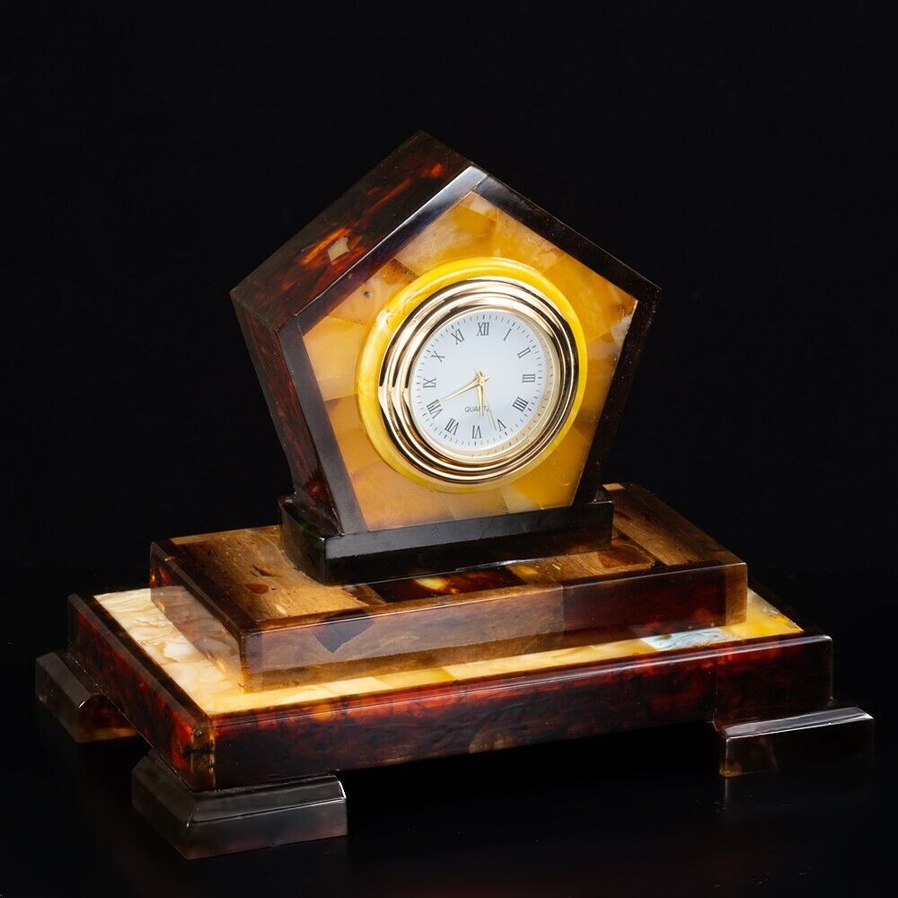 Luxurious Desk Clock - Natural Baltic Amber