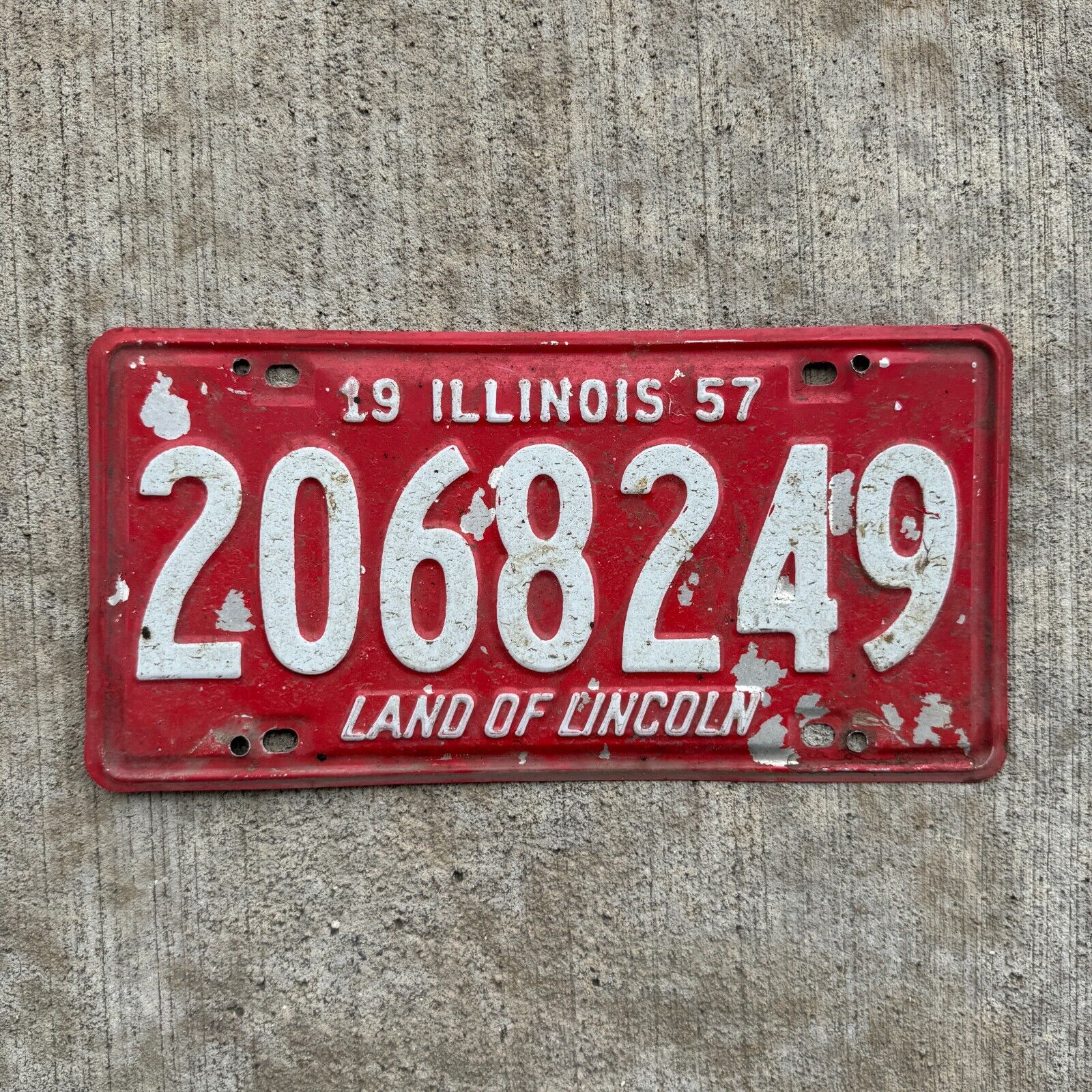 1957 Illinois License Plate Auto Tag 2 Garage Decor Vintage Red White 2068249