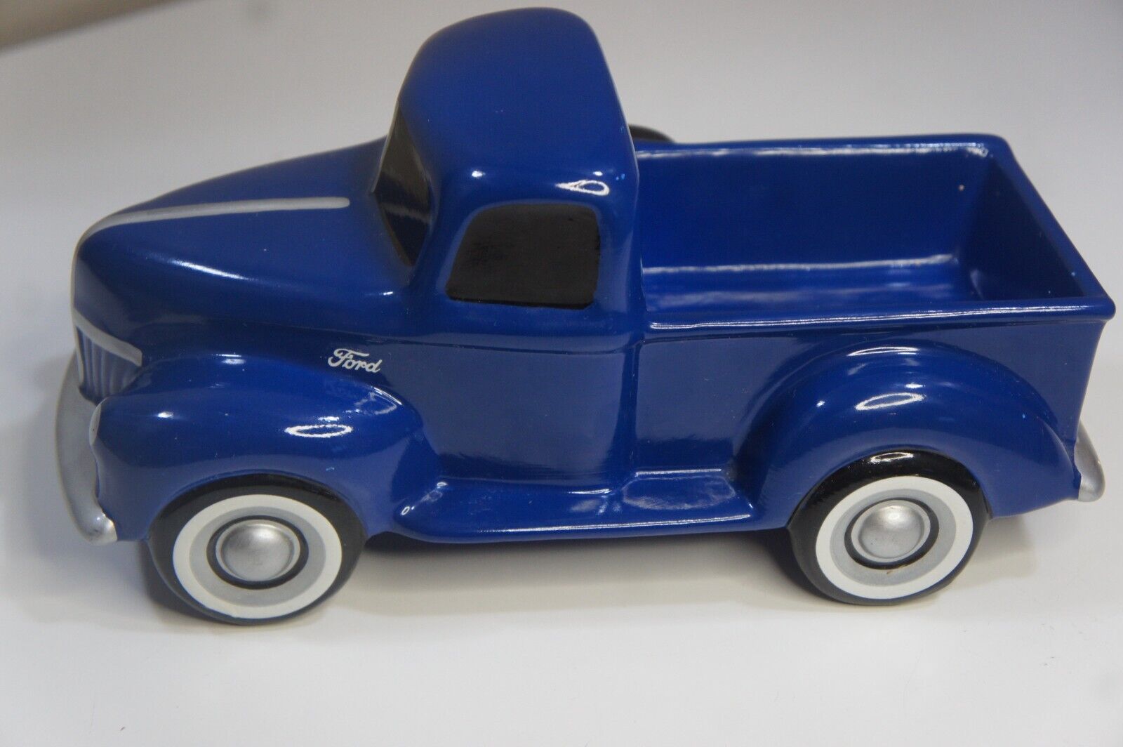 Ford 1948 F-1 Pick-up Truck Blue Ceramic Teleflora Ford Motor Company 10x5 in